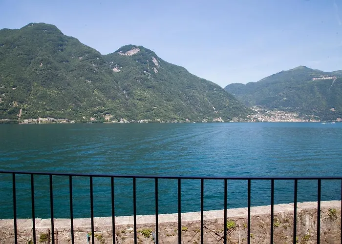 Al Porticciolo * Nesso