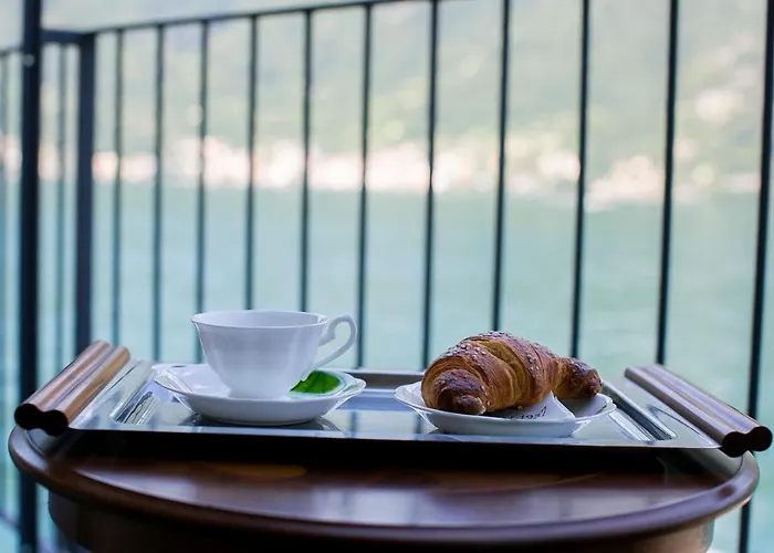 Al Porticciolo Нессо